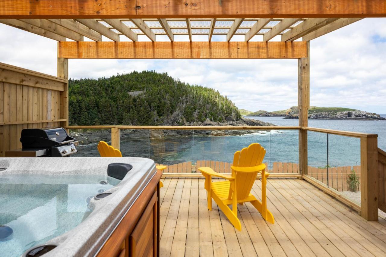 Hotel Cliffs Edge Retreat à Bauline East Extérieur photo